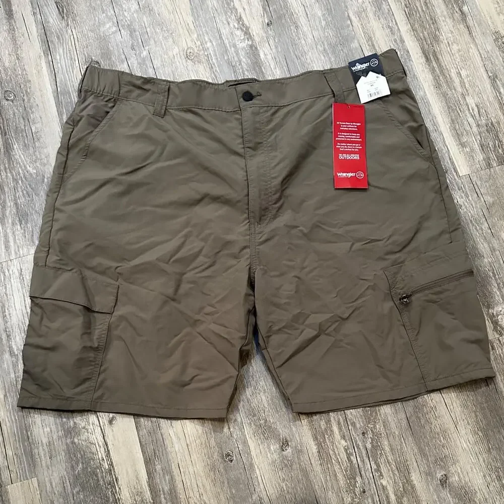 Wrangler Men’s ATG Cargo Shorts 9” Performance Elastic Waist Khaki Size 44